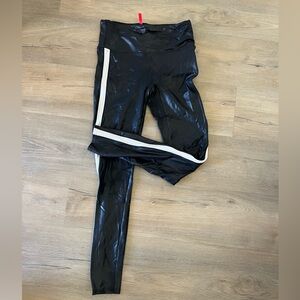 SPANX FAUX LEATHER LEGGING